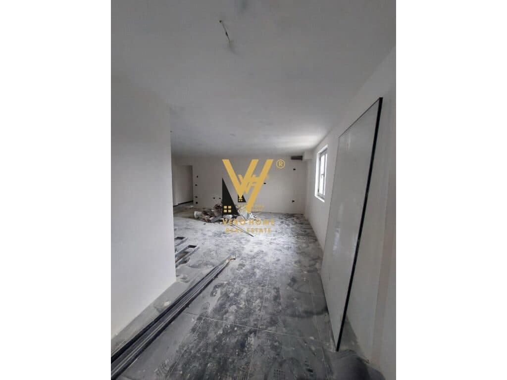 SHITET APARTAMENT DUPLEKS NE MISTO MAME 239.000 EURO 3