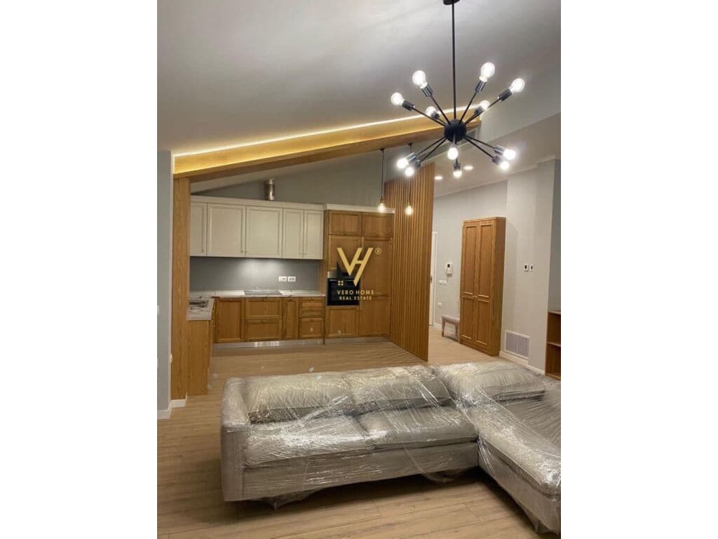 Shitet Apartament 3+1+2 Kodra e Diellit 248m2 3