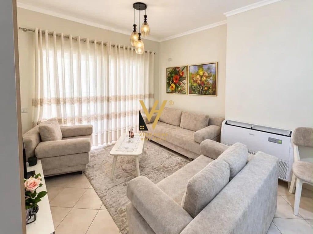 JEPET APARTAMENT 2+1+BLK ME QIRA TE KOMUNA E PARISIT 800 EURO