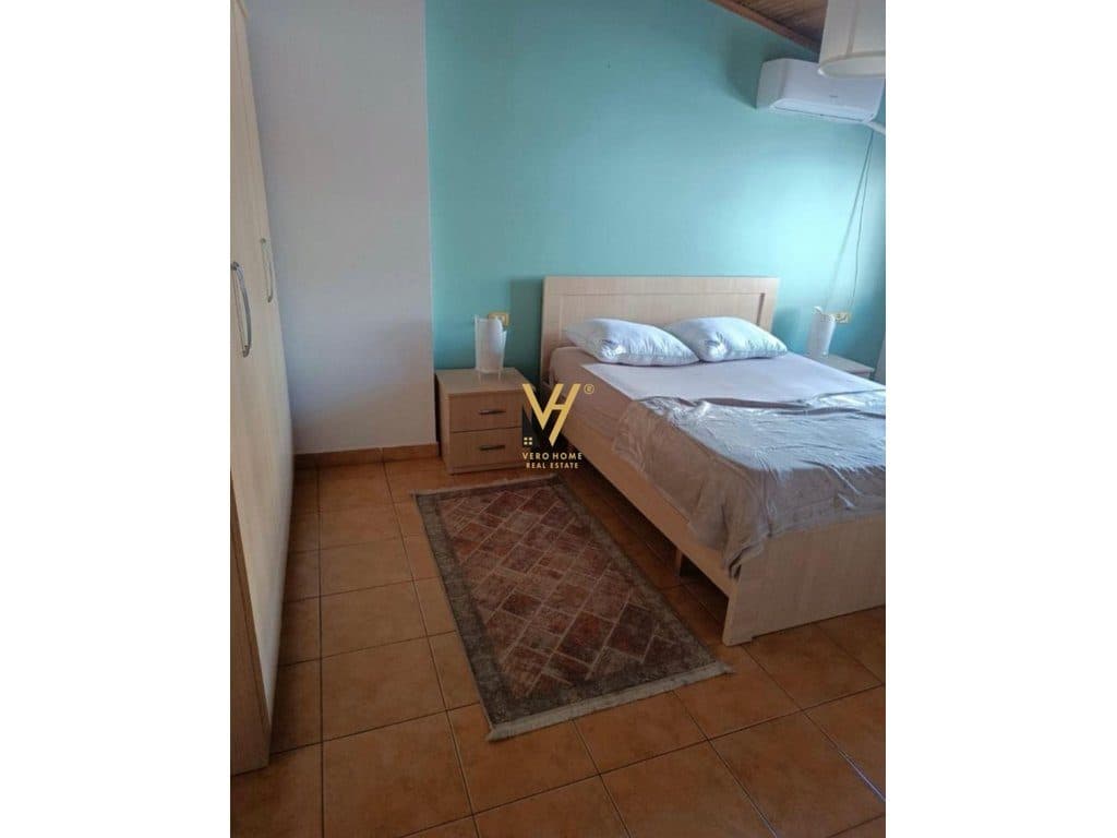 JEPET APARTAMENT 1+1 ME QIRA NE BLLOK 50.000 LEKE 4