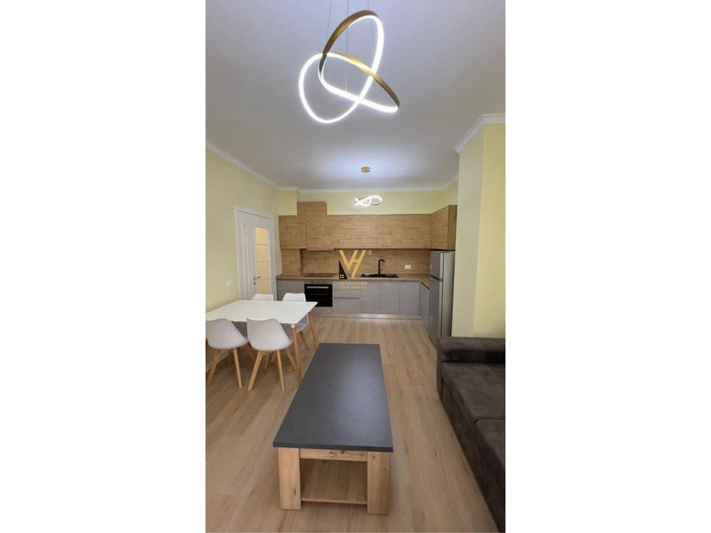 JEPET APARTAMENT 2+1 ME QIRA NE YZBERISHT 57.000 LEKE 2
