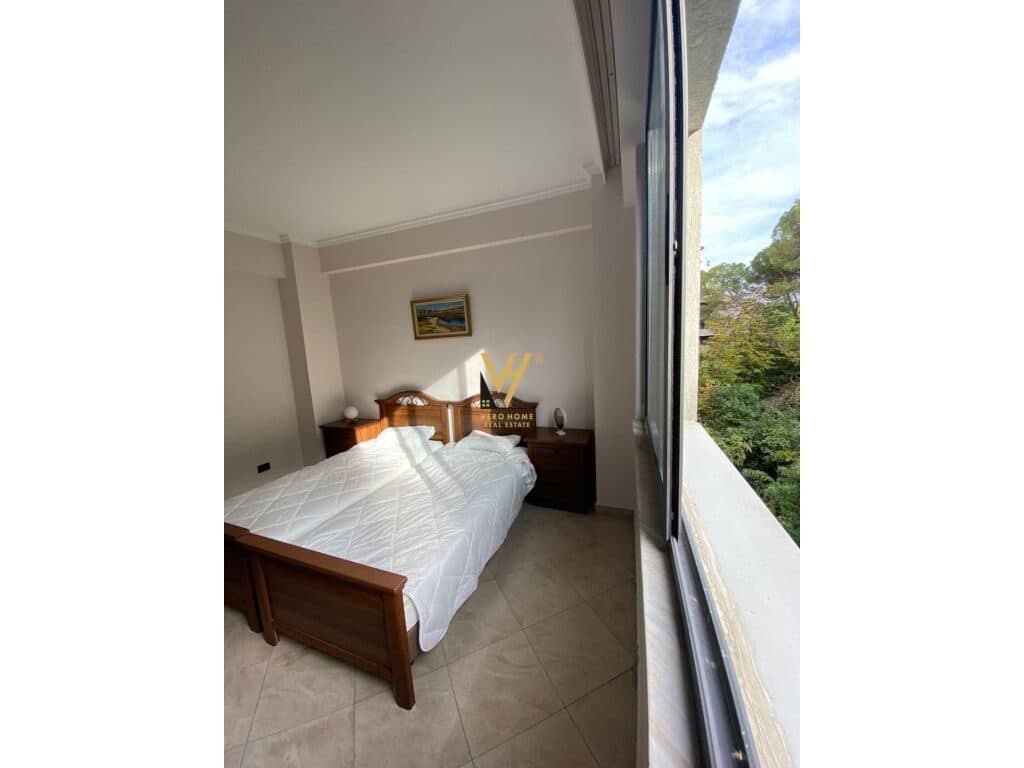 Shitet Apartament 2+1+2+ballkon te Rruga e Elbasanit , pran Lion Park 113 m2 3