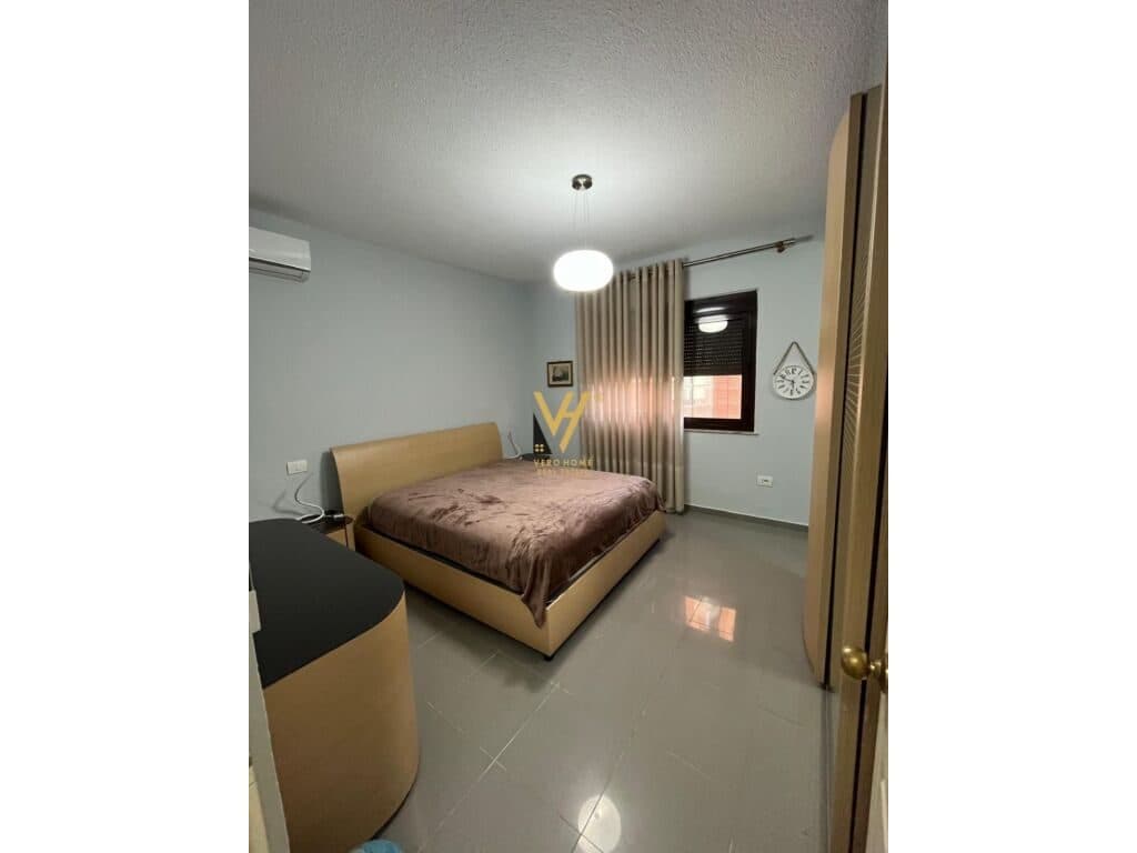 Jepet Apartament 2+1+2+ballkon me qera te Rruga e Kosovareve 90 m2 3