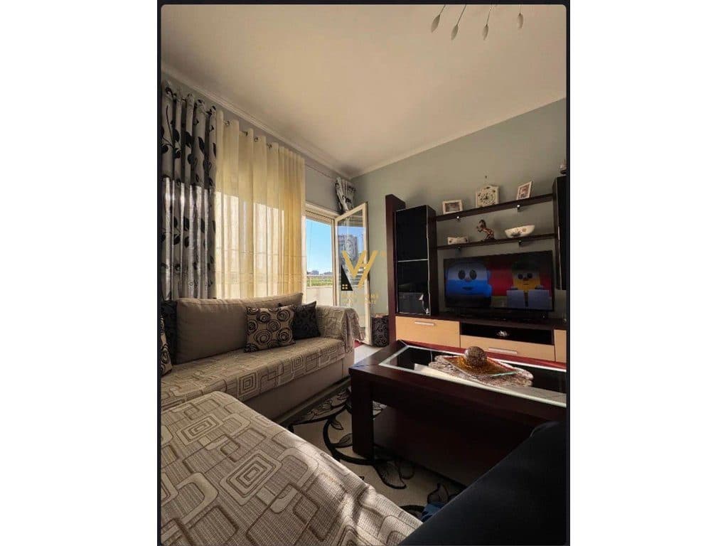 JEPET APARTAMENT 2+1+2+BLK ME QIRA TE KOPSHTI BOTANIK 950 EURO 2
