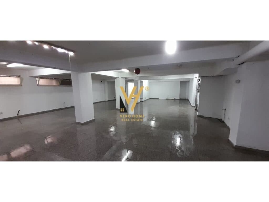 Jepet Ambient Biznesi me qera te Rruga Mine Peza 200 m2