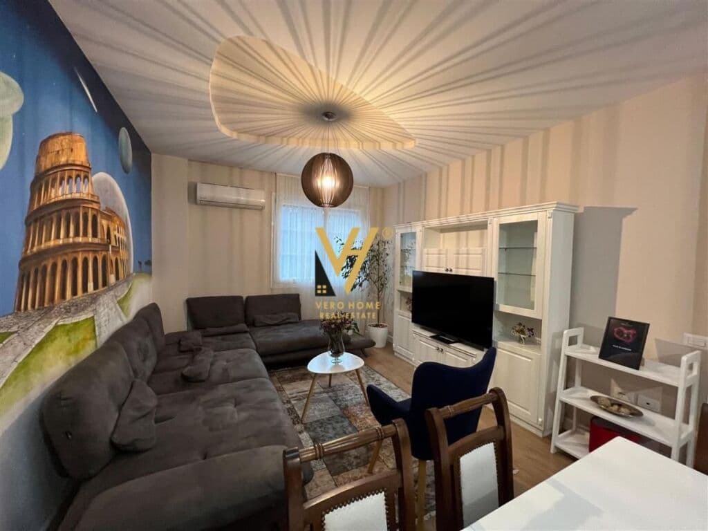 Shitet Apartament 2+1+ballkon te Liqeni i Thate 90 m2