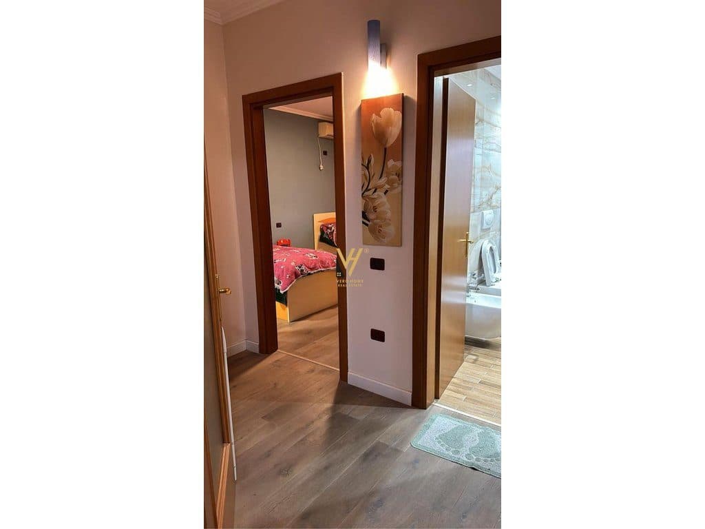 JEPET APARTAMENT 2+1 ME QERA NE DON BOSKO 800 EURO 3