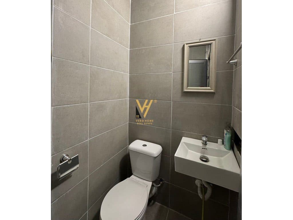 JEPET DYQAN 30 M2 ME QIRA TE IRFAN TOMINI 40.000 LEKE 3