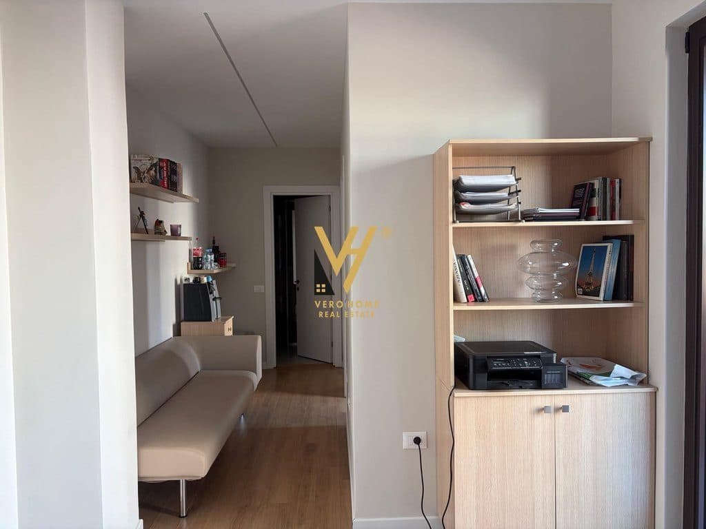 JEPET AMBIENT BIZNES 110 M2 ME QIRA NE MYSLYM SHYR 90.000 LEKE 4