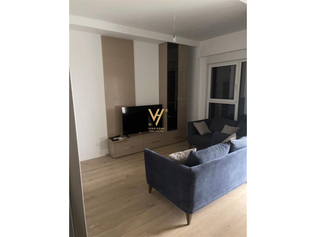 Jepet Apartament 1+1+ballkon me qera te Bulevardi i Ri 63 m2