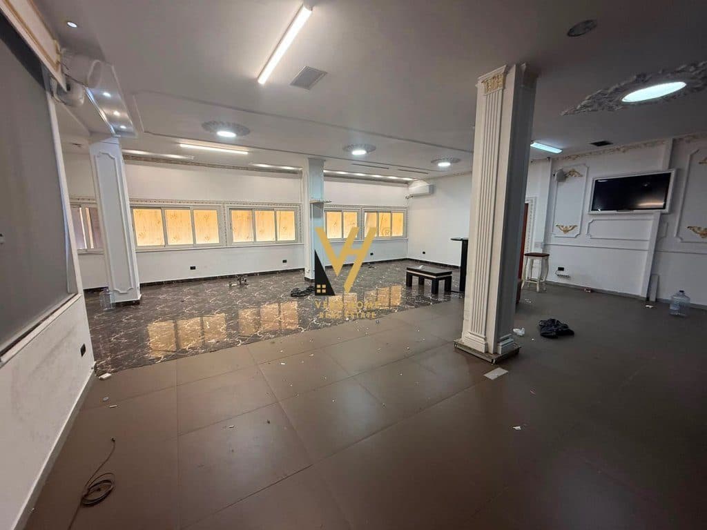 JEPET ZYRE 75 M2 ME QERA TE FERIT XHAJKO 50.000 LEKE