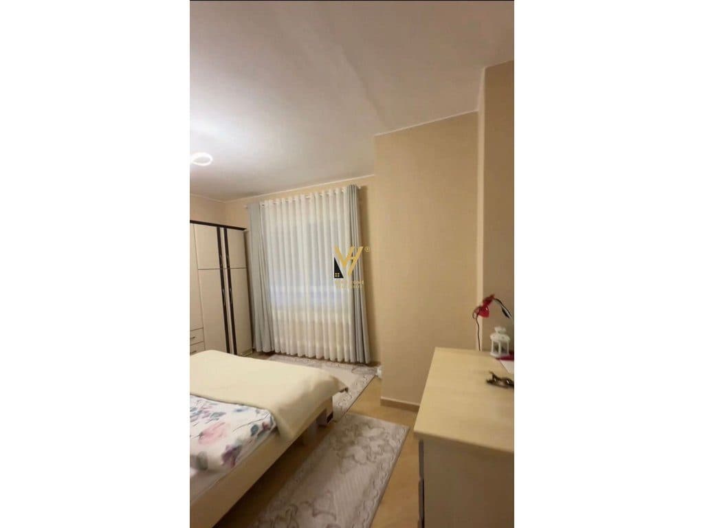 SHITET APARTAMENT 2+1+BLK TE FRESKU 3