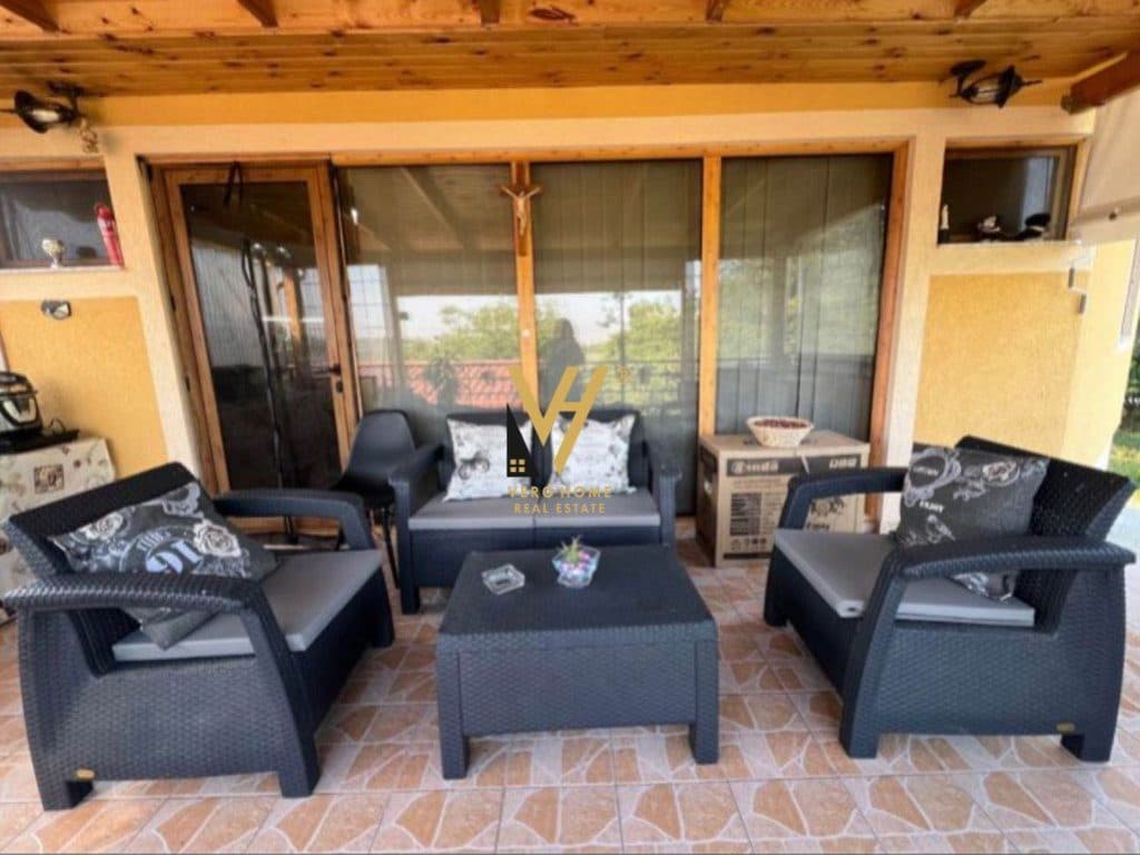 SHITET VILE 3+1+2+BLK NE DAIAS, PETRELE 600.000 EURO 4
