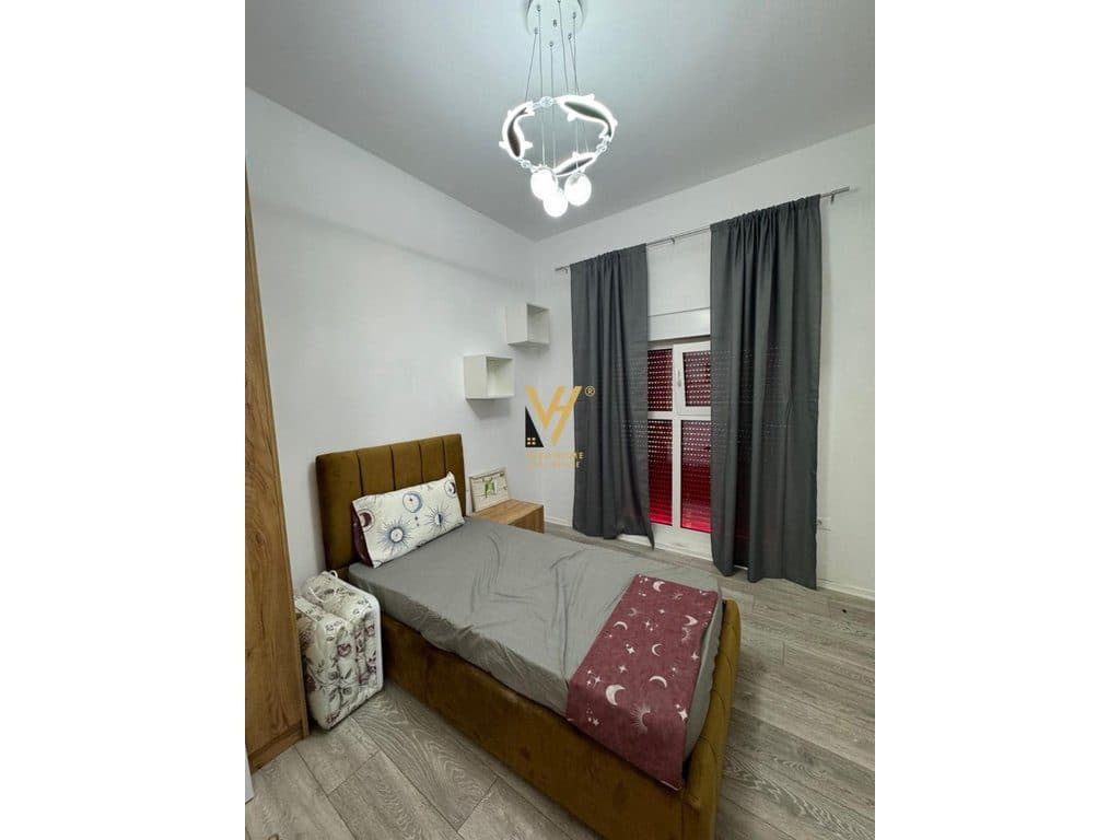 JEPET APARTAMENT 2+1 ME QIRA TE MANGALEM, ALI DEM 500 EURO 4