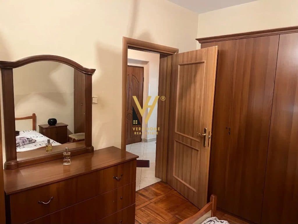 JEPET APARTAMENT 2+1+BLK ME QERA TEK 21 DHJETORI 650 EURO 2