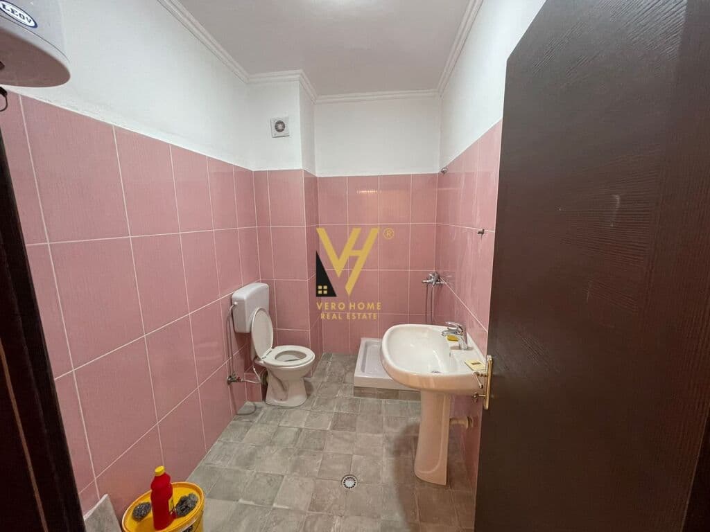 Shitet Apartament 2+1+2+ballkon te Kompleksi Frata 105 m2