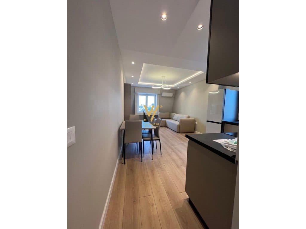 JEPET APARTAMENT 1+1+BLK ME QERA TE STADIUMI DINAMO 750 EURO