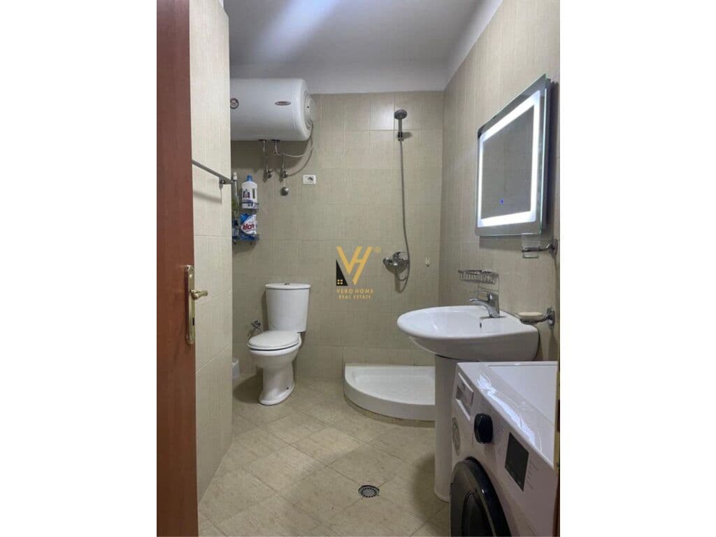 Jepet Apartament 1+1+ballkon me qera te Rruga Isa Boletini 75 m2 3