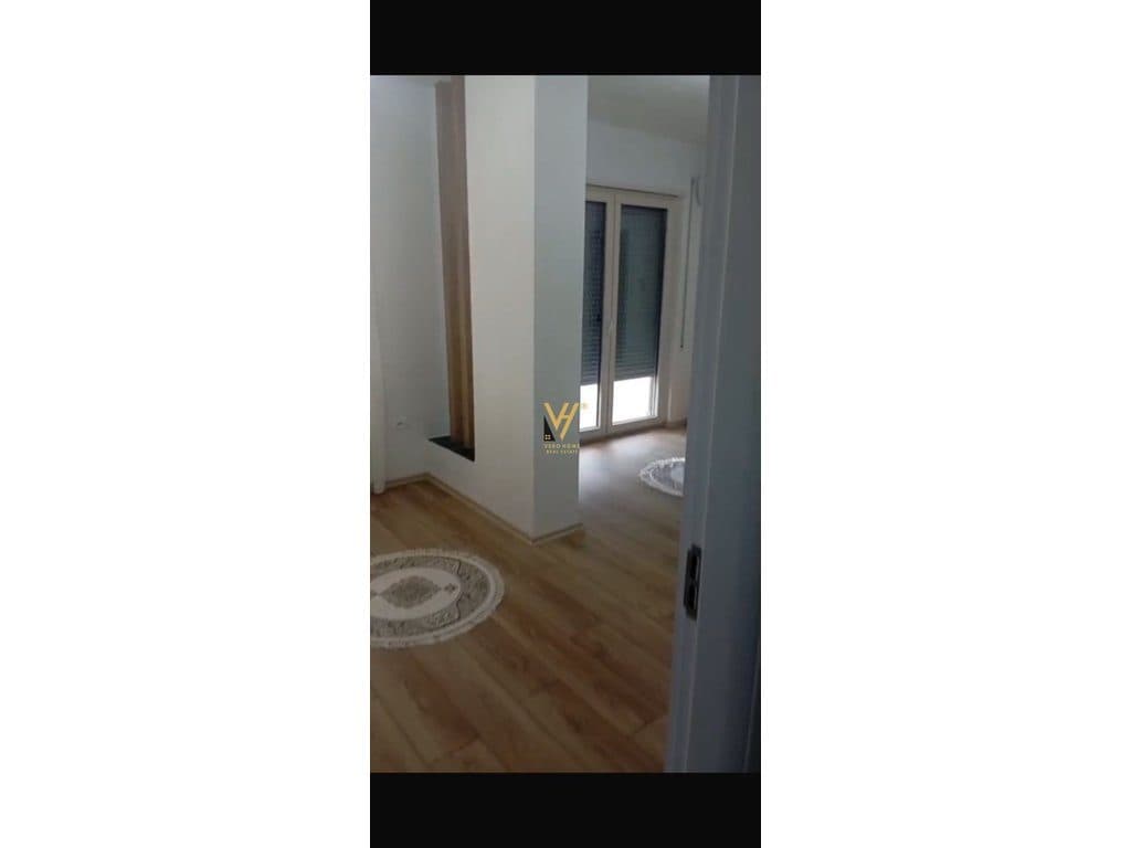 SHITET APARTAMENT 2+1+BLK NE SHTEPI PRIVATE NE POGRADEC 105.000 EURO 2