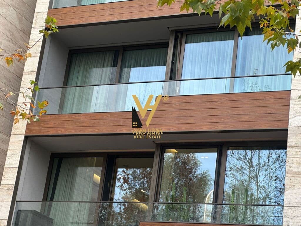 JEPET AMBIENT BIZNESI 160M2 ME QERA TE LIQENI I THATE 1.500€