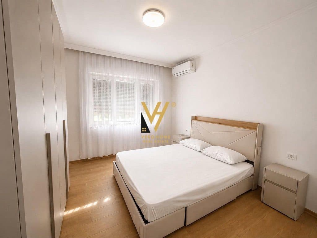 JEPET APARTAMENT 1+1 ME QERA NE QENDER 60.000 LEKE 2