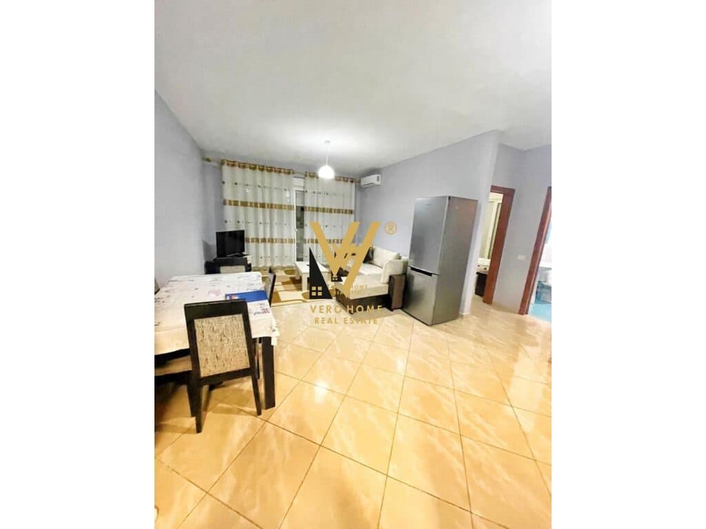 JEPET APARTAMENT 2+1+2 ME QERA TE LIQENI I THATE 550 EURO 2