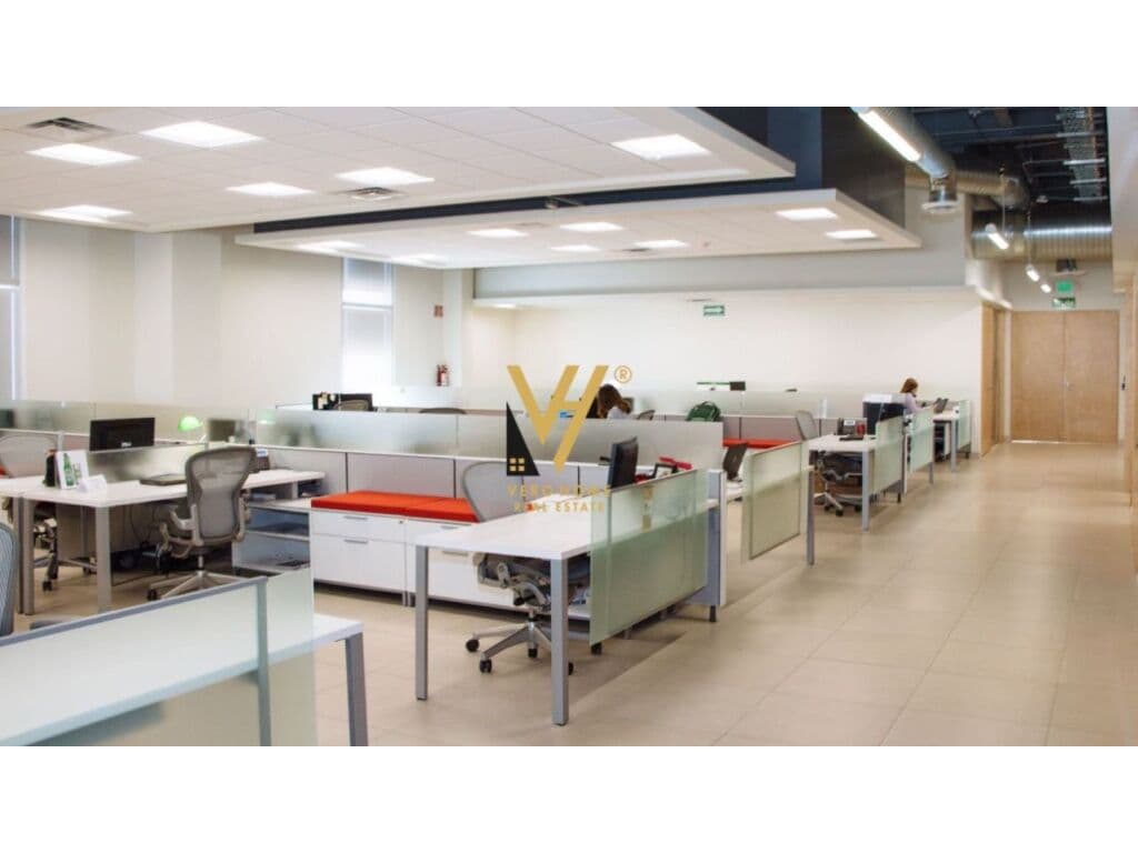 Jepet Zyre me qera ne Bllok 120 m2