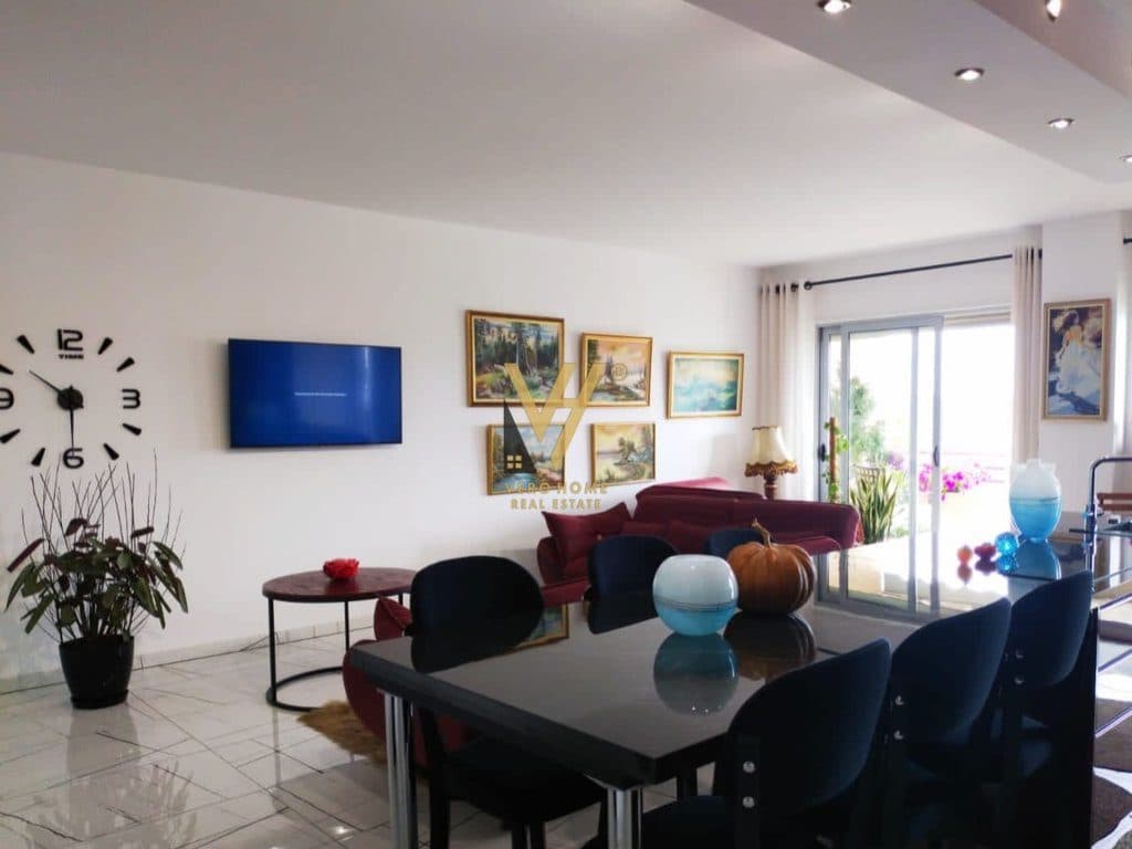 JEPET APARTAMENT 3+1+2BLK ME QERA TE LIQENI THATE 1.300 EURO 3