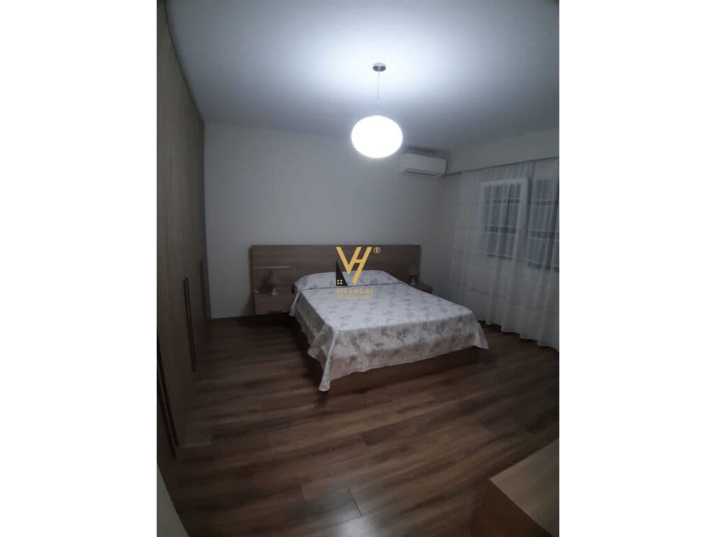 Jepet Apartament 2+1+2+2 posta parkimu te Tegu 120 m2