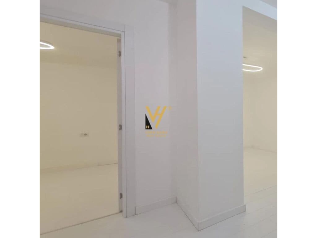 Jepet Zyre me qera te Stacioni i Trenit 60 m2 2