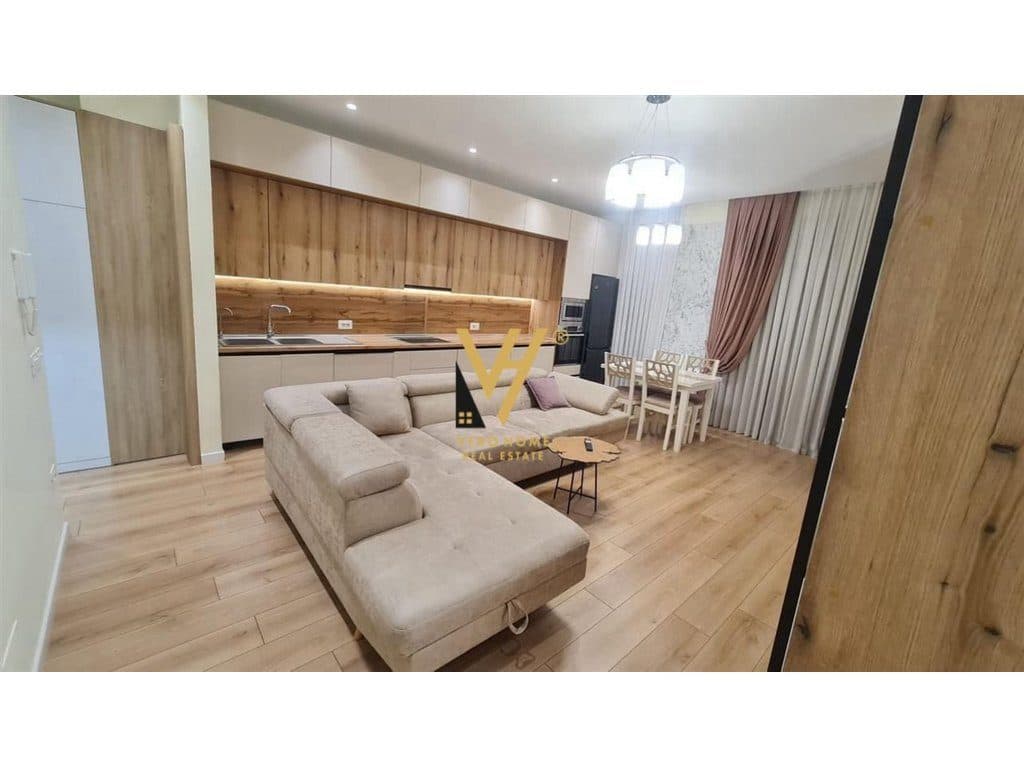 JEPET APARTMENT 100 M2 ME QERA TE MEDRESEJA 800 EURO 2