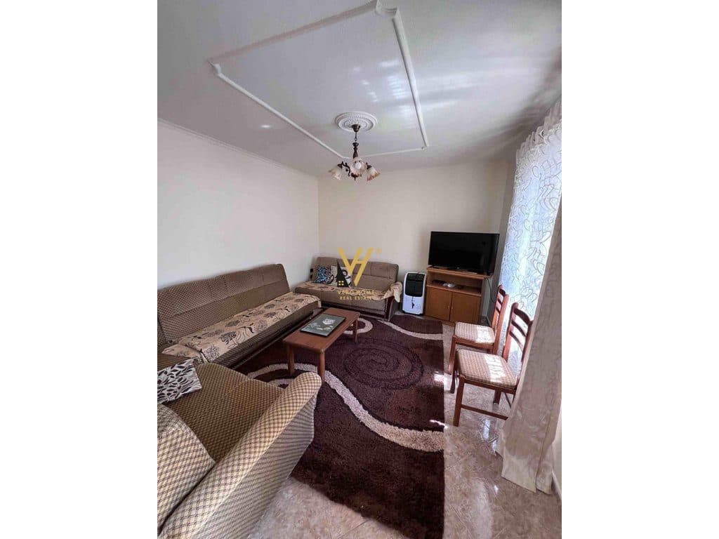 JEPET SHTEPI PRIVATE 2+1 ME QIRA TE JORDAN MISJA 400 EURO