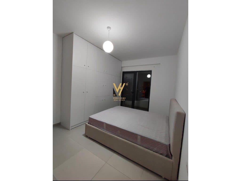 JEPET APARTAMENT 1+1+BLK ME QERA TEK UNAZA E RE 50.000 LEKE 3