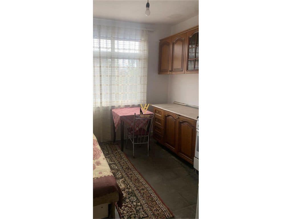 JEPET APARTAMENT 2+1+ANEKS ME QERA TE MEDRESEJA 45.000 LEKE 2