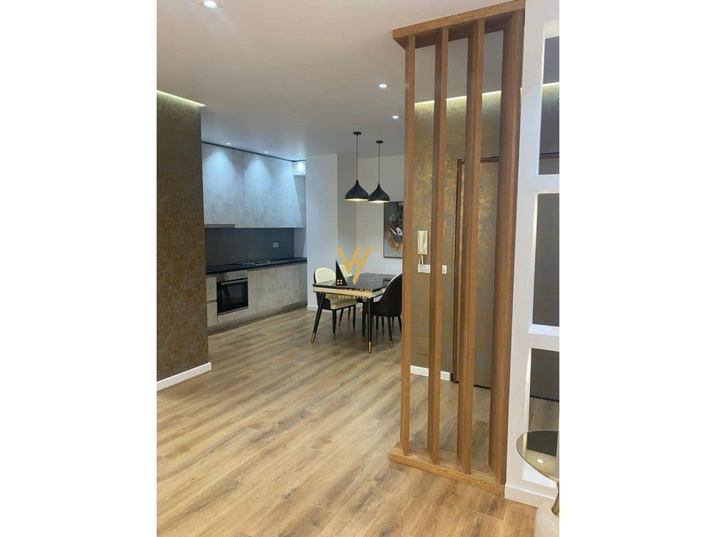 SHITET APARTAMENT LUKSOZ 2+1+2 TE KOMUNA E PARISIT 265.000 EURO 4
