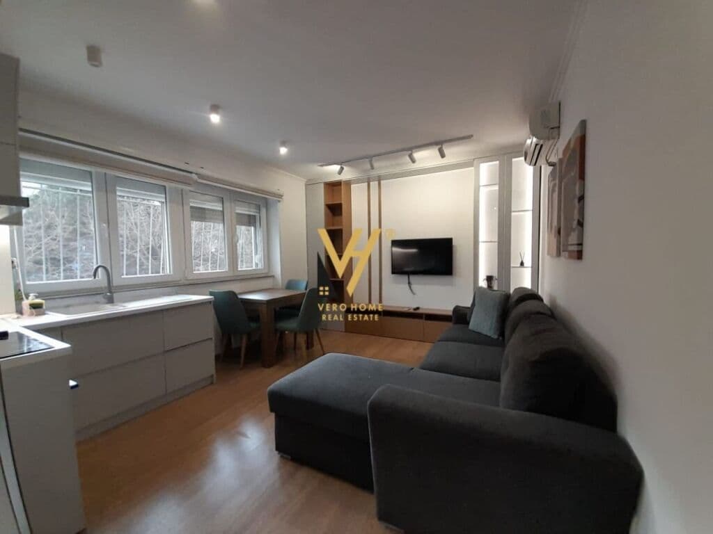 Shitet apartament 2+1 te 21 Dhjetori 75 m2 4
