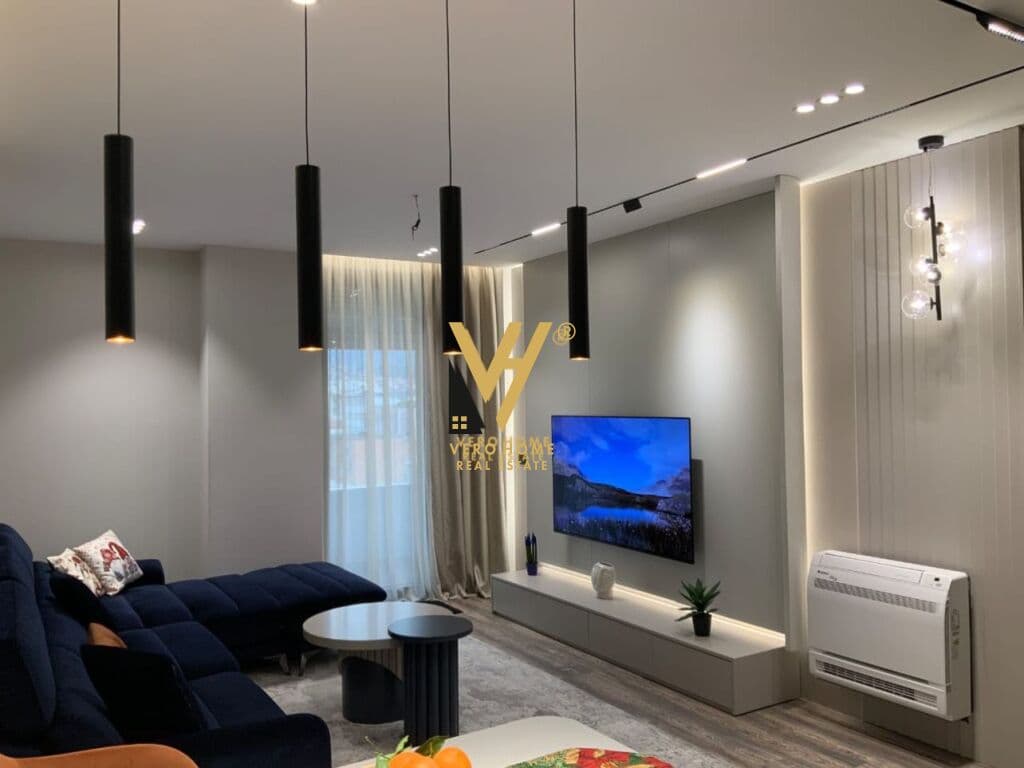 SHITET APARTAMENT 2+1+2 TE TREGU I RI ELEKTRIK 300.000 EURO