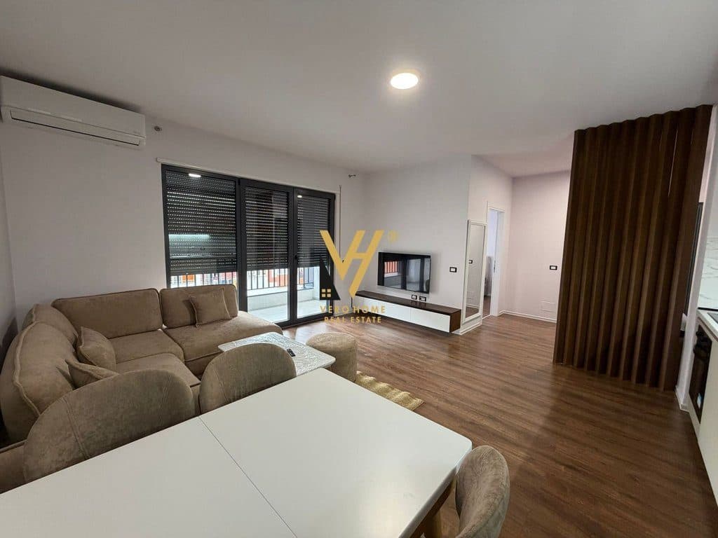 JEPET APARTAMENT 1+1+BLK ME QERA TE JORDAN MISJA 70.000 LEKE