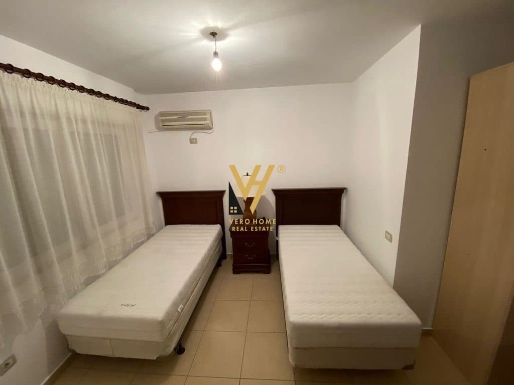 JEPET APARTAMENT 2+1+BLK ME QERA TE DISPANCERIA 600 EURO 3
