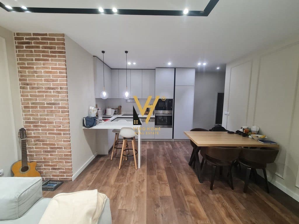 JEPET APARTAMENT 1+1+BLK ME QERA TE PALLATET ÇABEJ, YZBERISHT 45.000 LEKE 2