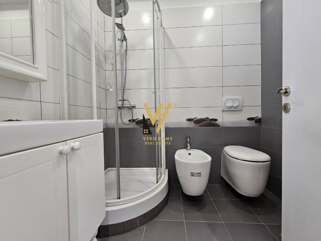 JEPET APARTAMENT 1+1+BLK ME QIRA TE RRUGA E KAVAJES 800 EURO 3