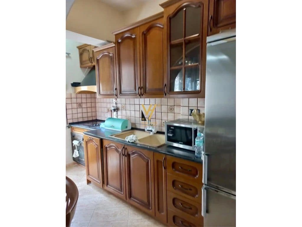 JEPET APARTAMENT 2+1+BLK ME QERA TE RRUGA ELBASANIT 650 EURO 2