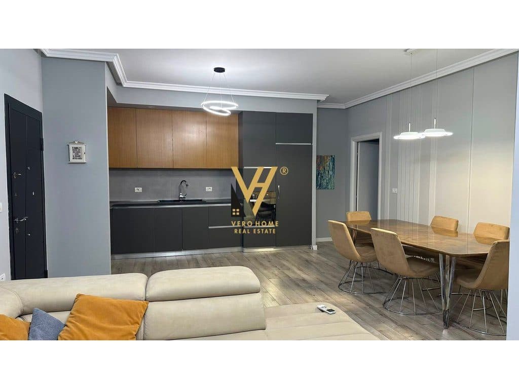 JEPET APARTAMENT 2+1+BLK ME QERA TE KOPSHTI BOTANIK 60.000 LEKE 2