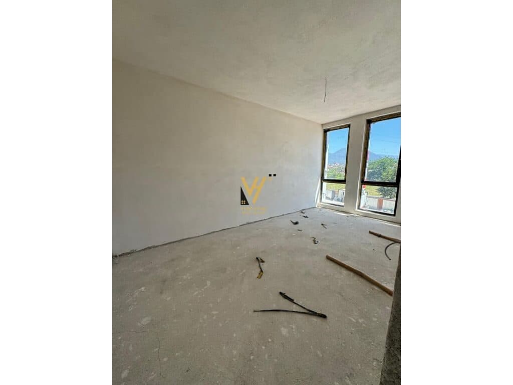 Shitet Apartament 3+1+2+ballkon te Bulevardi i Ri 156 m2 4