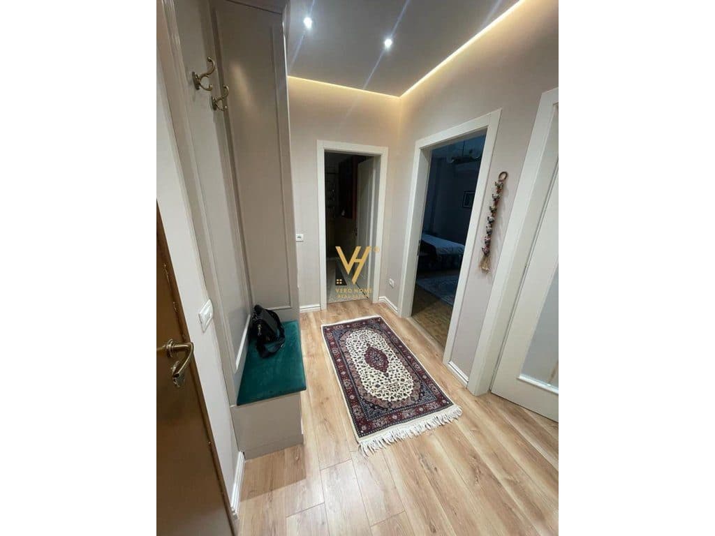 JEPET APARTAMENT 1+1 ME QIRA TE RRUGA E ELBASANIT 800 EURO 4