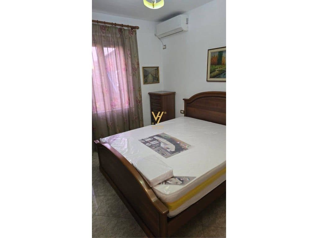 JEPET APARTAMENT 2+1+BLK ME QIRA TE MEDRESEJA 56.000 LEKE 4