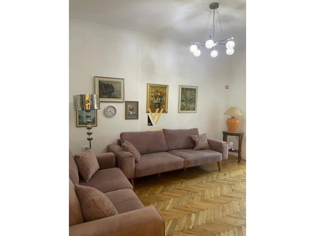 JEPET APARTAMENT 1+1+BLK ME QERA TE MYSLYM SHYRI 600 EURO