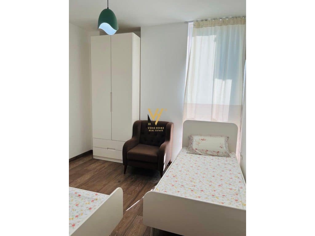JEPET APARTAMENT 2+1+BLK ME QERA TEK HARRY FULTZ 700 EURO 4