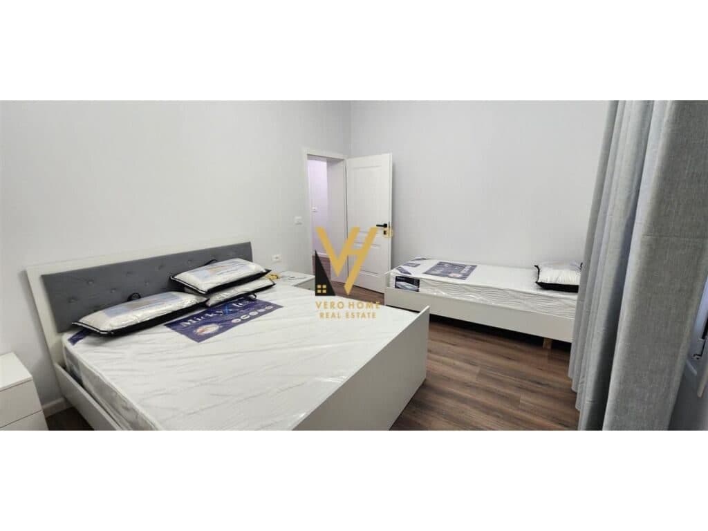 Jepet Apartament 1+1+ballkon me qera te Rruga e Elbasanit 75 m2 4