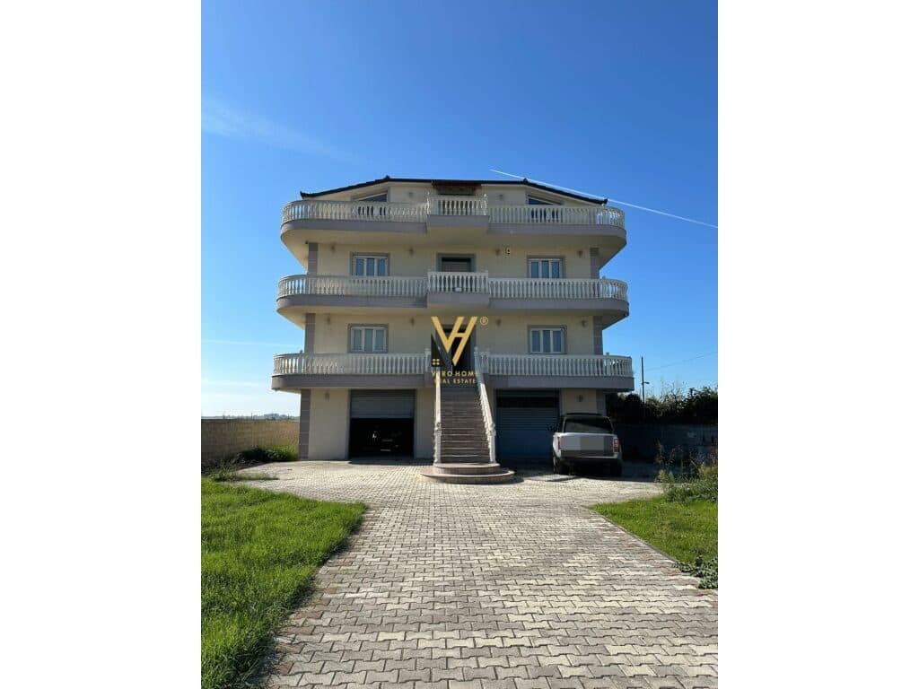 Shitet Vile kater Kateshe te Autostrada Tirane-Durres 830 m2
